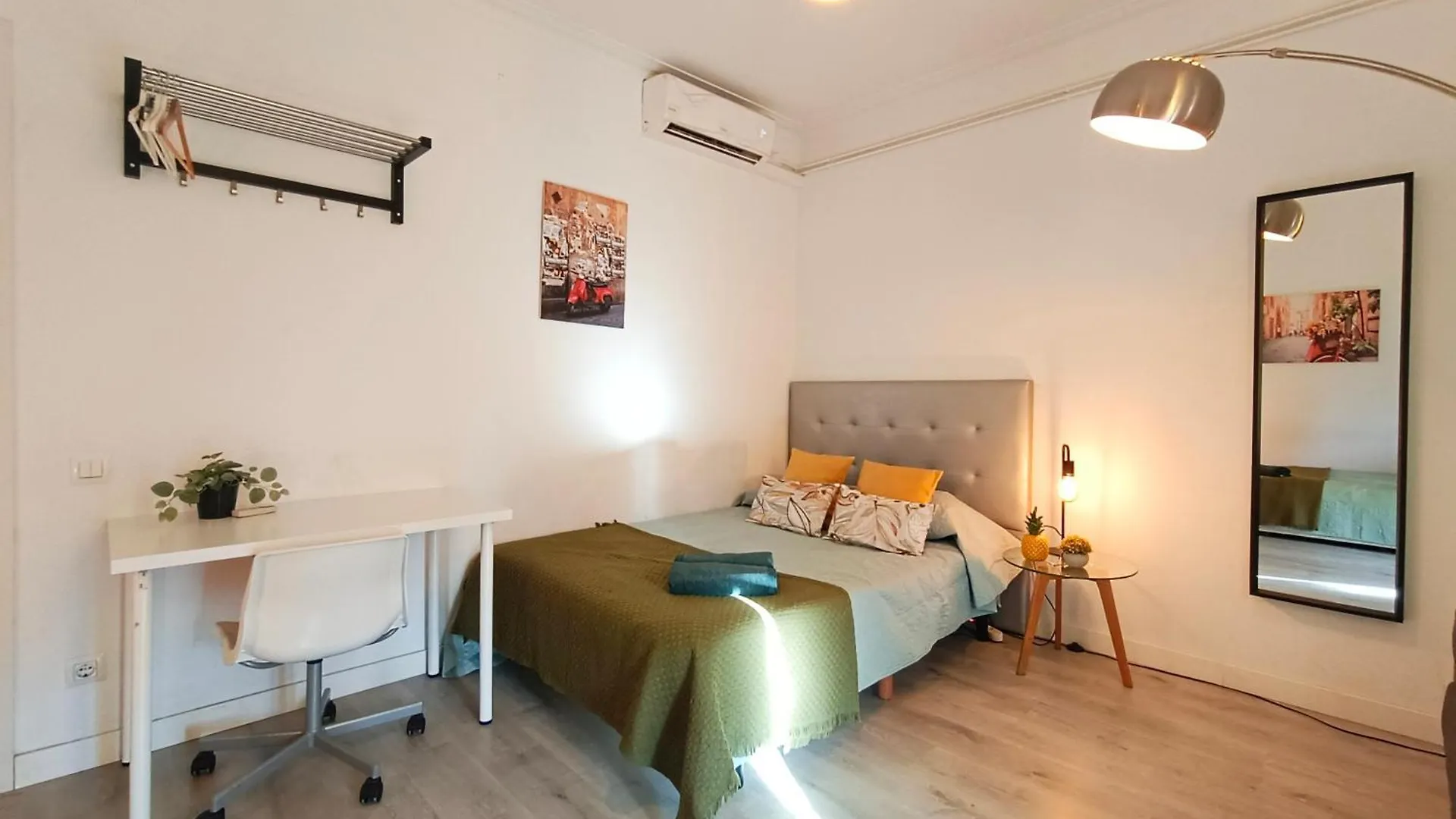 Oasis Rooms Barcelona - Heart Of Barcelona